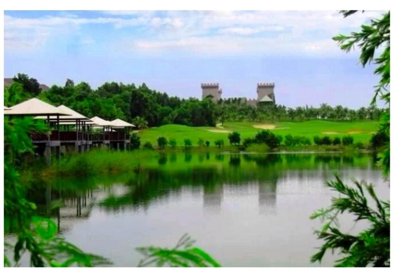 1 Seaview- 2 Gardenview 2Mins To The Beach - Luxury Condotel Phan Thiet Exteriör bild