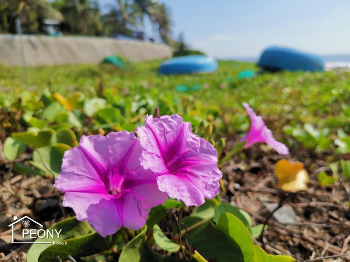 1 Seaview- 2 Gardenview 2Mins To The Beach - Luxury Condotel Phan Thiet Exteriör bild