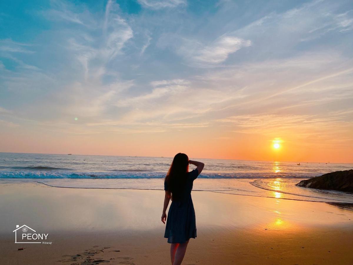 1 Seaview- 2 Gardenview 2Mins To The Beach - Luxury Condotel Phan Thiet Exteriör bild